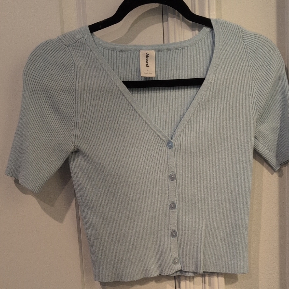 Abound Crop Top